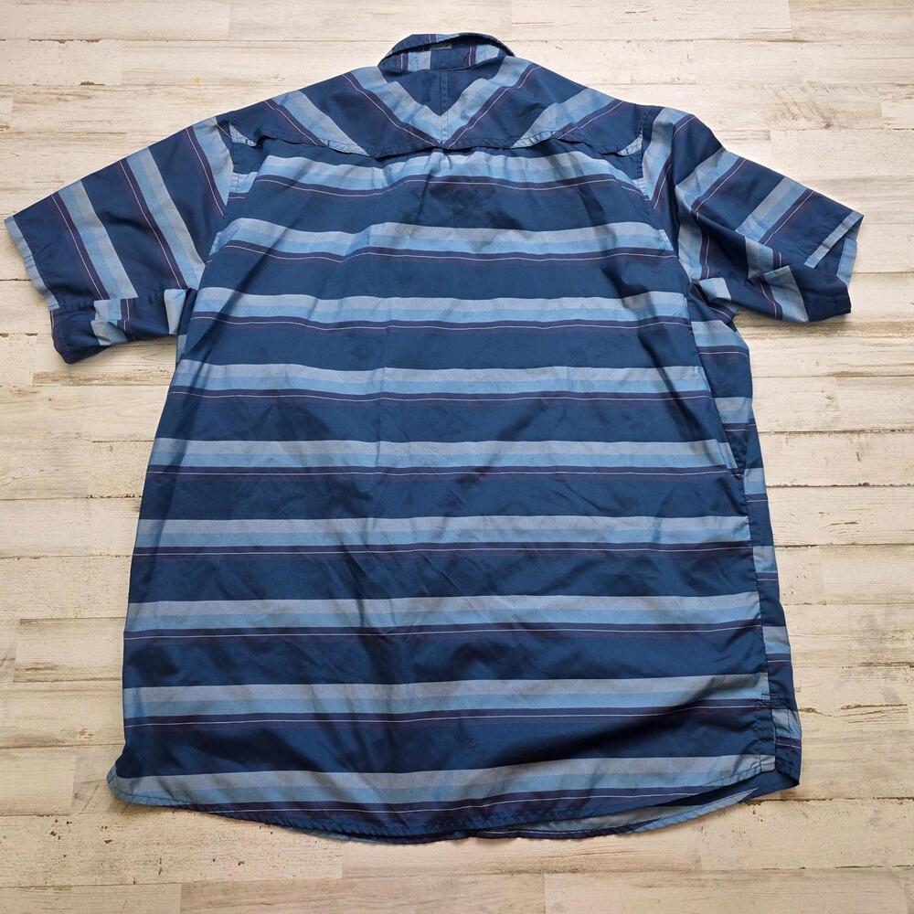 Patagonia Lightweight Men XL Button Up Short Sleeve Vented Hiking Casual Wicking - Picture 4 of 7